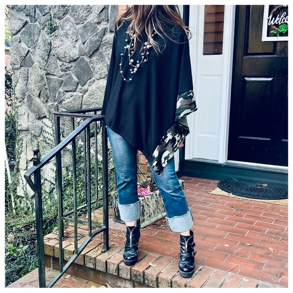 #05 Black Chic Poncho with Camouflage Trim - Picture 2 of 5
